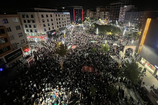 Batman halkı on binler halinde Aksa Tufanını selamladı galerisi resim 5