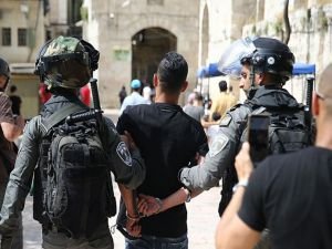 Siyonist rejim, işgal altındaki Batı Şeria'da 18 Filistinliyi alıkoydu