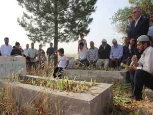 Xanikê şehidleri kabirleri başında yad edildi