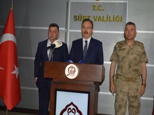 Siirt'te silahlı kavgaya ilişkin Vali Kızılkaya'dan açıklama: Olay iki dünür arasında yaşandı