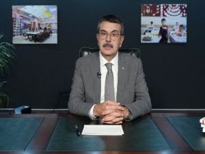 Bakan Tekin, mesleki çalışma programında öğretmenlere hitap etti