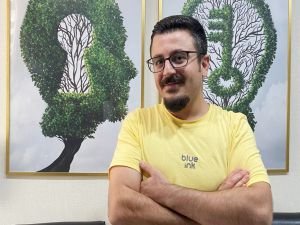 Sosyolog Günce: Selfie çekme merakı ciddi sorunlara yol açabilir