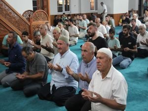 Mevlid Kandili'nde Gazze'ye dua edildi