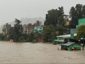 Nepal'de sel ve heyelanlarda 10 ölü, 7 kayıp