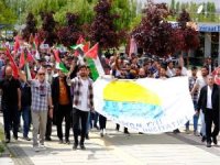 Yüzüncü Yıl Üniversitesi'nde, Gazze için düzenlenen sessiz yürüyüşler sürüyor