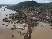 Nijerya'da şiddetli yağışlar sele yol açtı: Binlerce kişi yerinden oldu