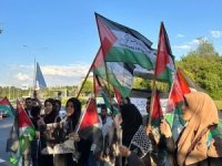 Cumhurbaşkanlığı Külliyesi önünde Filistin için oturma eylemi yapan gruba müdahale