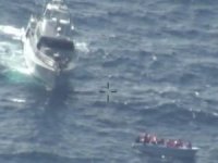Balıkçı teknesi alabora oldu: 3 ölü, 7 kayıp
