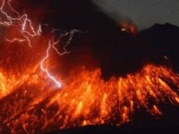Japonya'da Sakurajima Yanardağı'nda volkanik hareketlilik