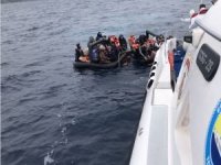 Çanakkale açıklarında 49 düzensiz göçmen kurtarıldı