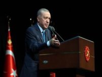 Cumhurbaşkanı Erdoğan: Gençlerimizi modern popüler kültürün insafına terk edemeyiz