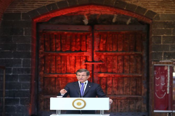 basbakan-davutoglu-sur-planini-acikliyor-002.jpg