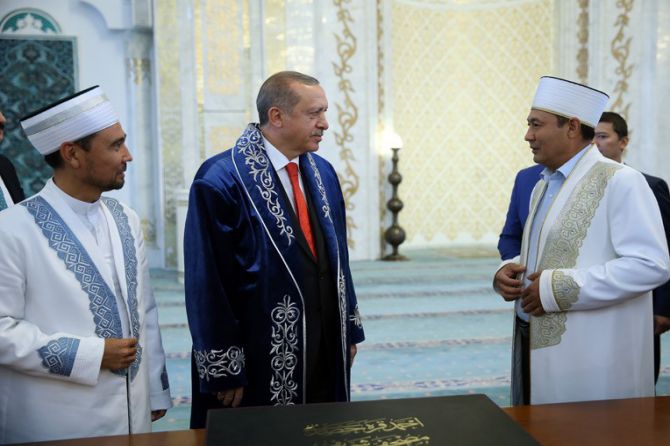 cumhurbaskani-erdogan-hazreti-sultan-cami-001.jpg