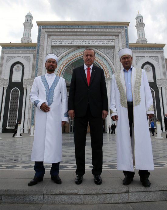 cumhurbaskani-erdogan-hazreti-sultan-cami-003.jpg