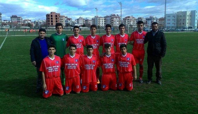 elmali-yapi-insaat’tan-antalyagucu-spor’a-anlamli-yardim-002.jpg