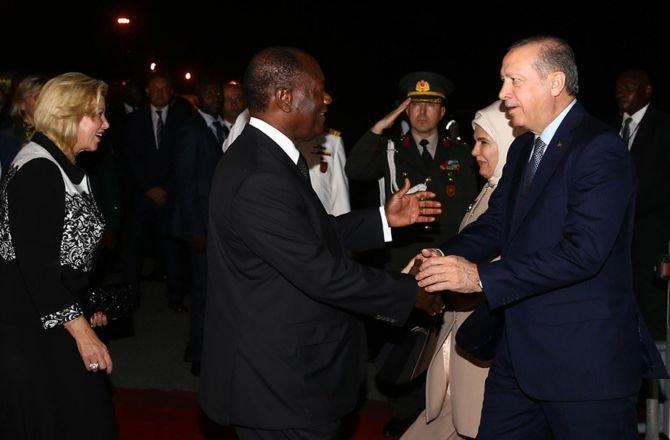 erdogan,-afrika-seyahatinin-ilk-duraginda.jpg