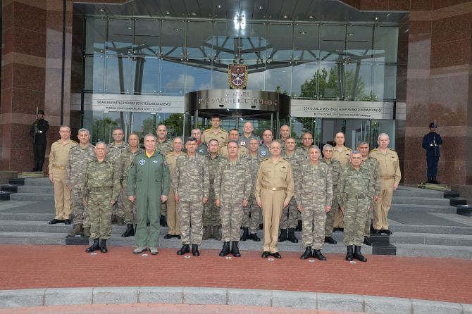 orgeneral-akar,-yildiz-2016-birlesikmusterek-harp-oyunu-inceledi-006.jpg