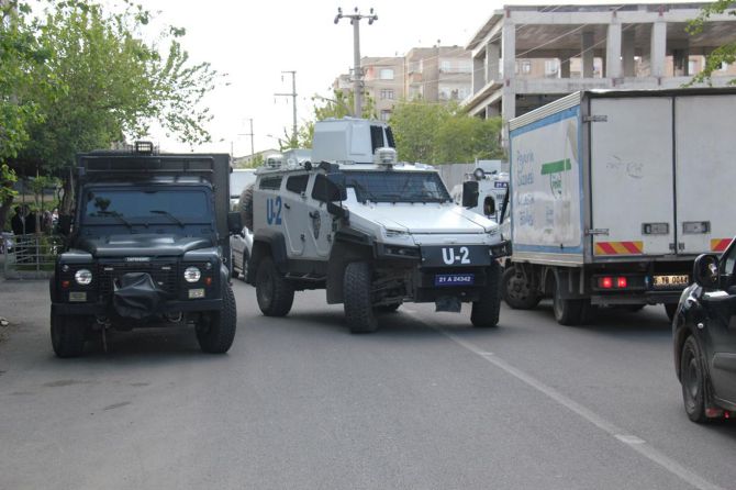 polis-aracina-ses-bombali-saldiri!.jpg