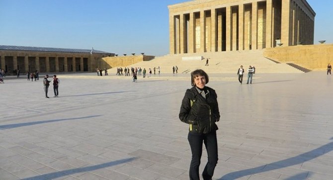 rus-gazeteci-anitkabir-ziyaretinde.jpg