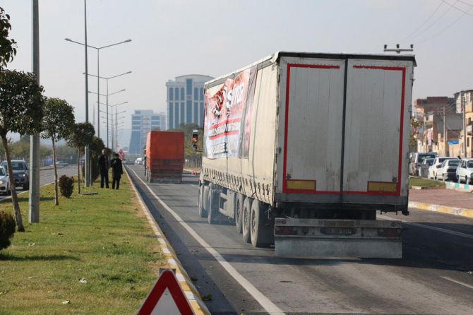 sanliurfa’dan-halep’e-21-tir-yardim-012.jpg