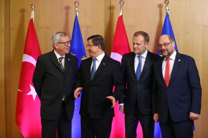 vrupa-konseyi-baskani-donald-tusk,-avrupa-komisyonu-baskani-jean-claude-juncker-ve-avrupa-parlamentosu-baskani-martin-schulz-001.jpg